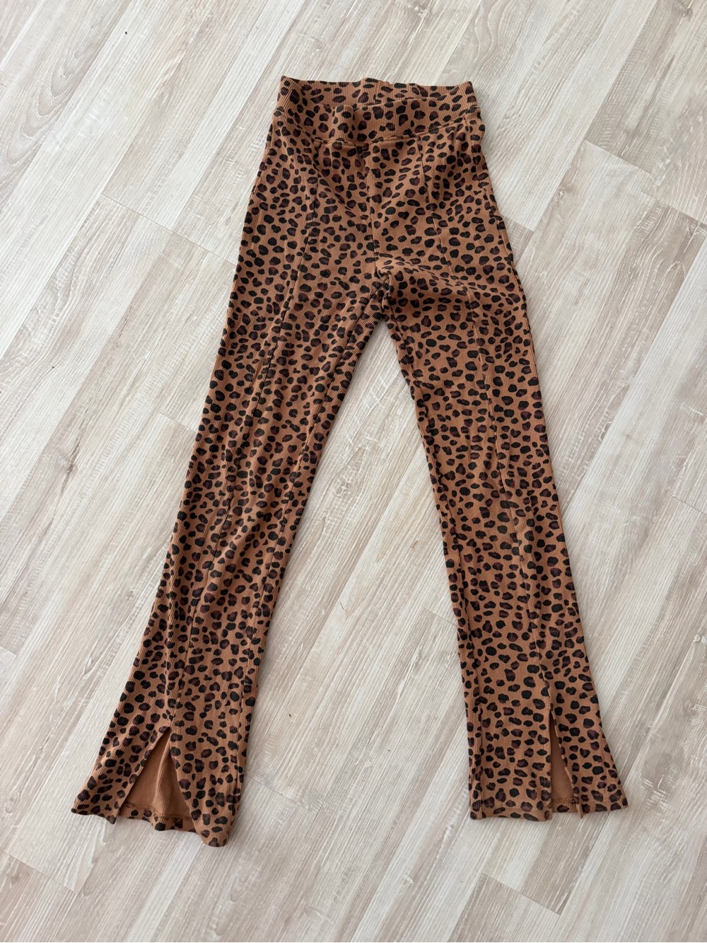 Zara Leopard Print Flared Leggings